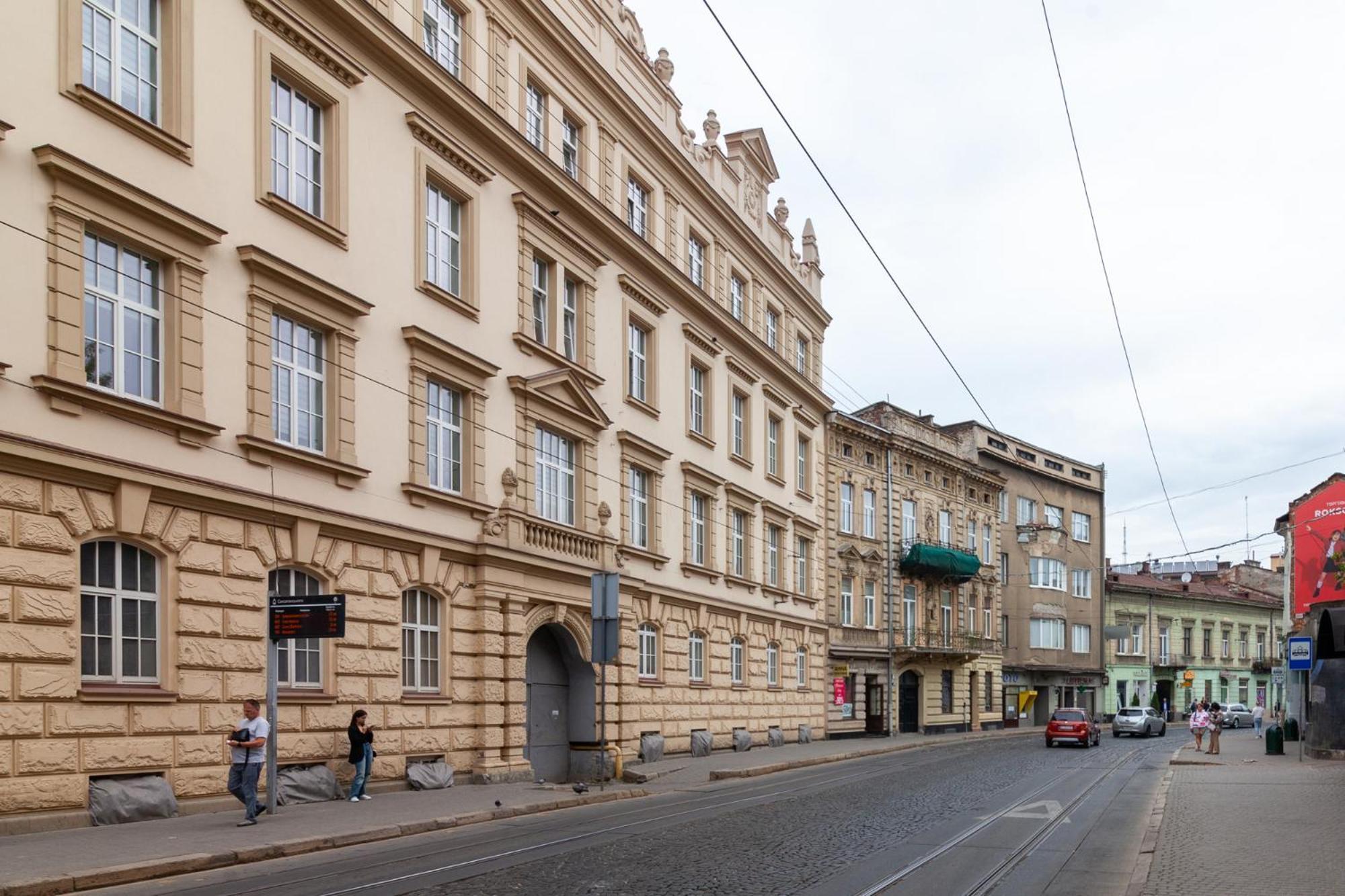 Royal Apartment On Franka 28 Lviv Eksteriør billede